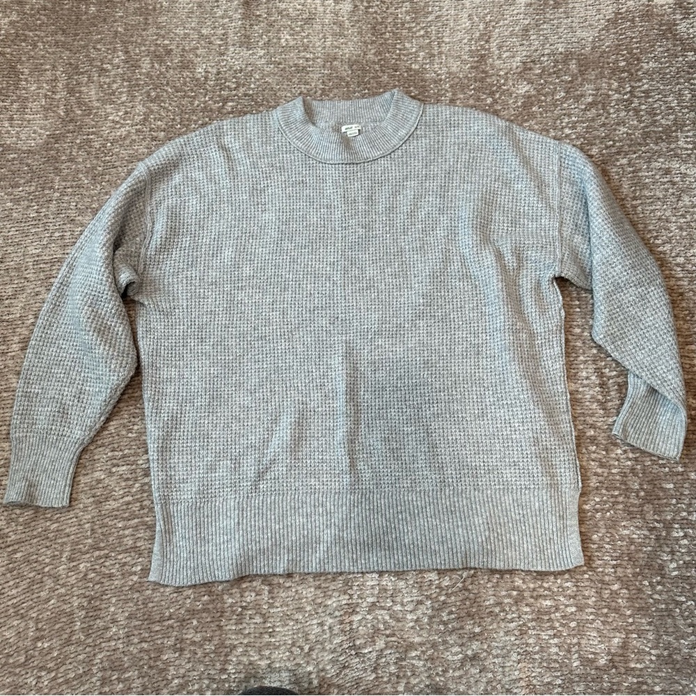 Aerie Grey Waffle Knit Crew Neck Pullover Sweater